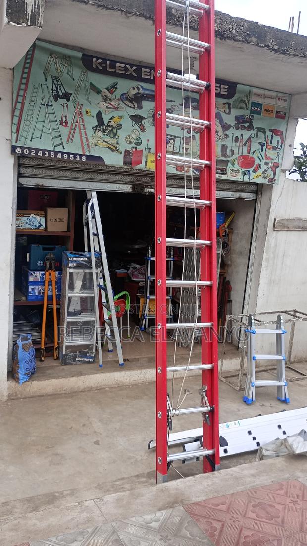 Fiberglass Ladder Extension · Photo 1