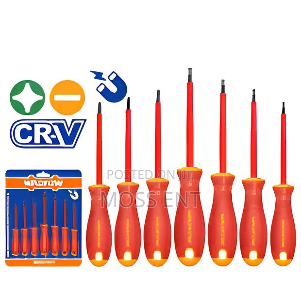 7 PCS Insulated Screwdriver Set - Wss7407 · Photo 1