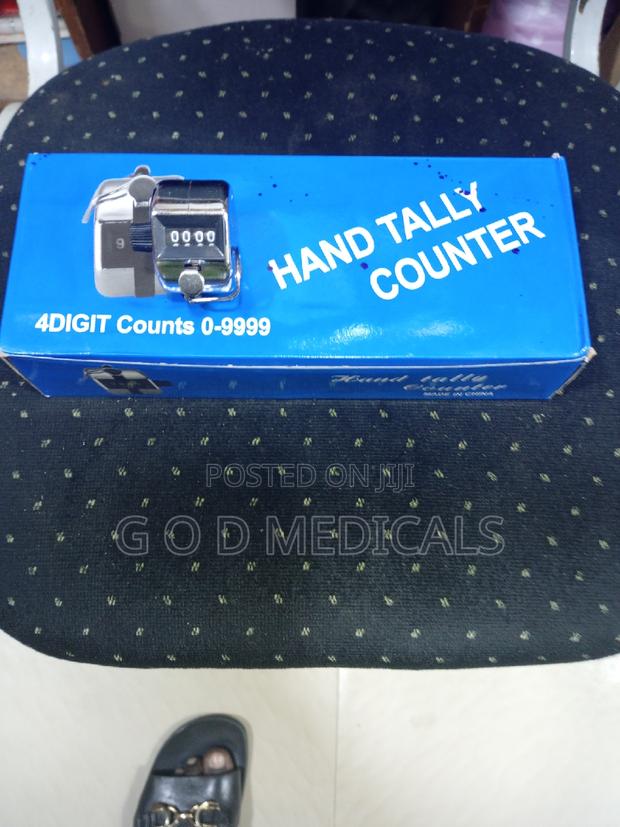 Hand Tally Counter (4 Digit Counts 0-9999) · Photo 1