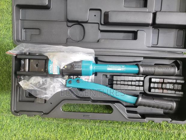 Total Hydraulic Crimping Tool Thct0240 · Photo 3