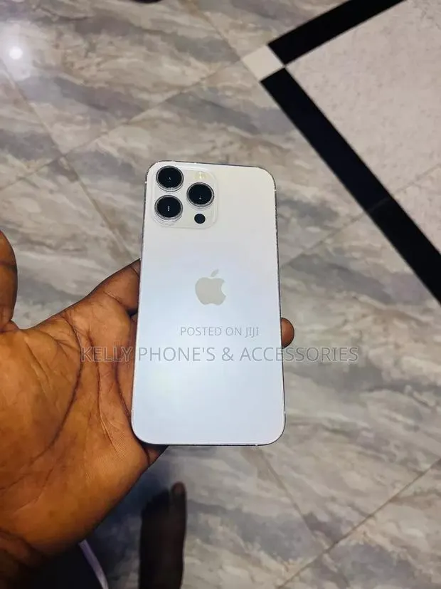 Apple iPhone 14 Pro Max 256 GB White · Photo 1