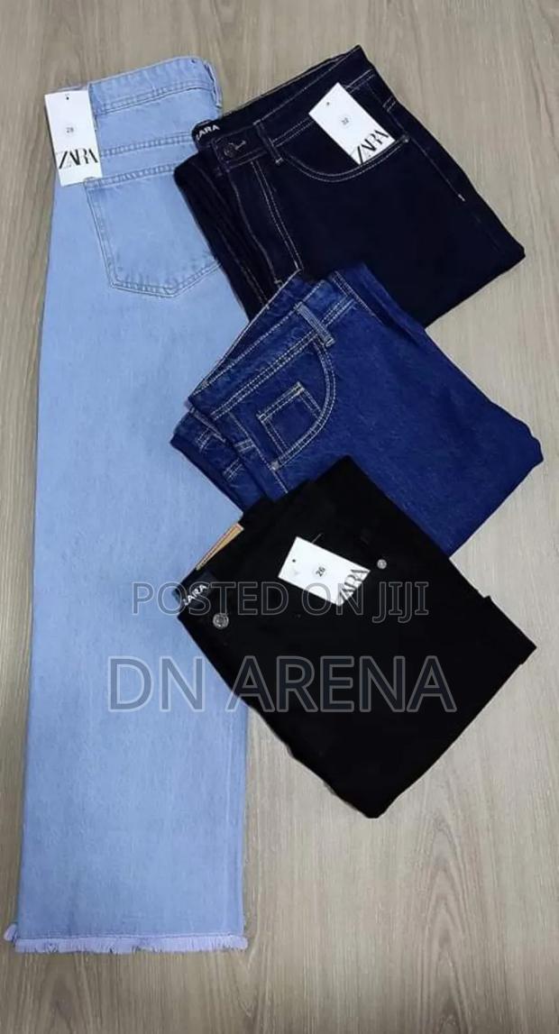 Ladies Baggy Jeans Trousers · Photo 4