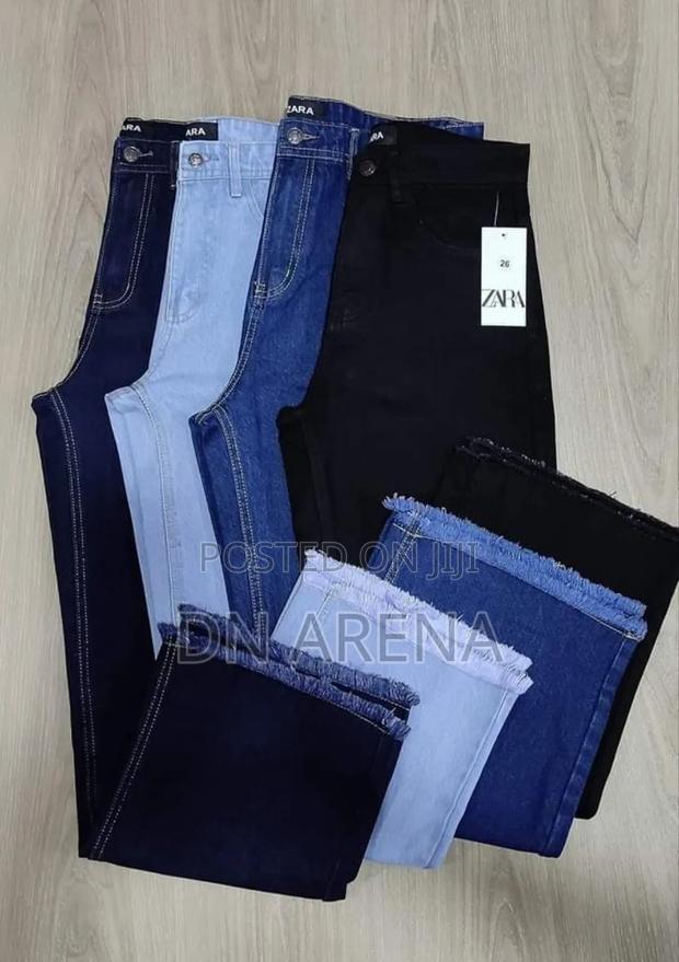Ladies Baggy Jeans Trousers · Photo 5