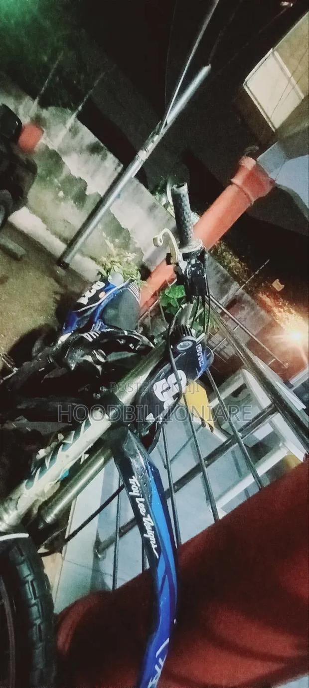 Yamaha YZF-R 2007 Black · Photo 2
