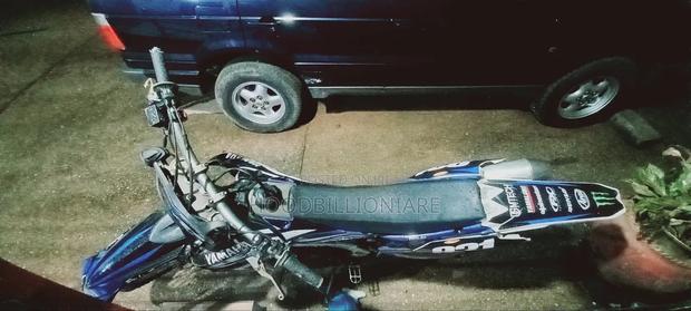 Yamaha YZF-R 2007 Black · Photo 3