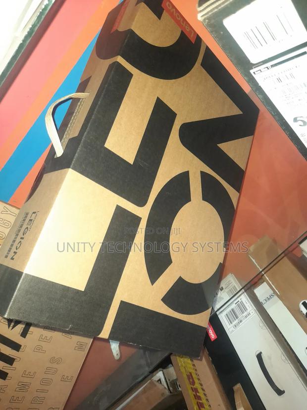 New Laptop Lenovo Legion 5 32GB Intel Core I9 SSD 1T · Photo 3