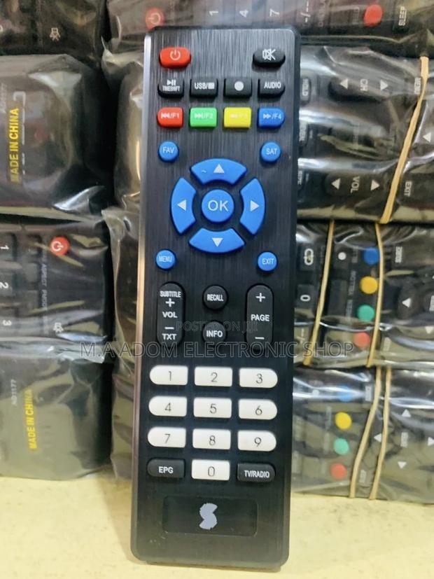 Long Lasting Strong Decoder Remote Control(Black). · Photo 1