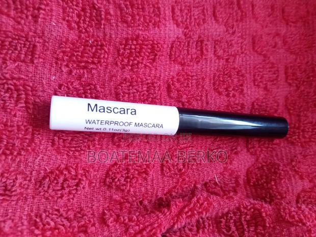 Lashes Mascara · Photo 2