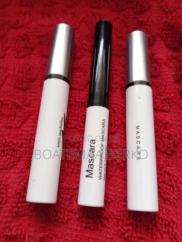 Lashes Mascara · Photo 3