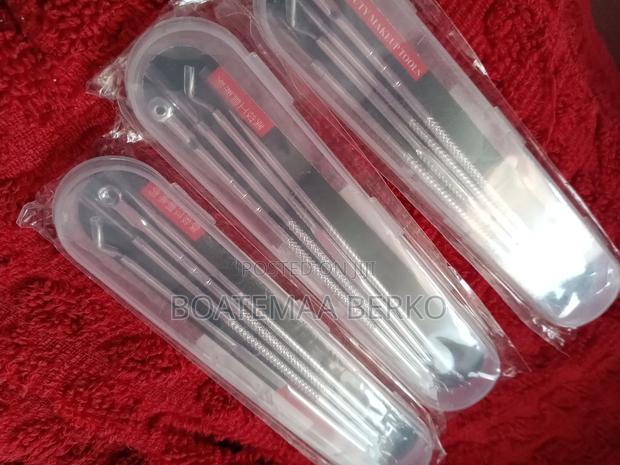 Facial Tools · Photo 3