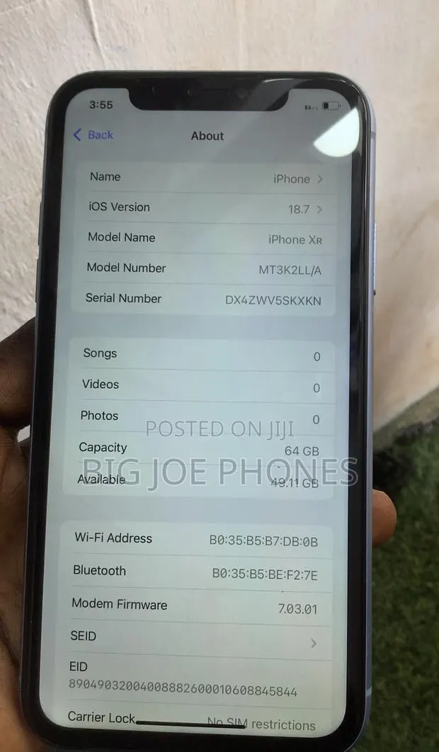 Apple iPhone XR 64 GB Green · Photo 1