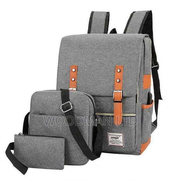 3 Set Unisex Backpack · Photo 1