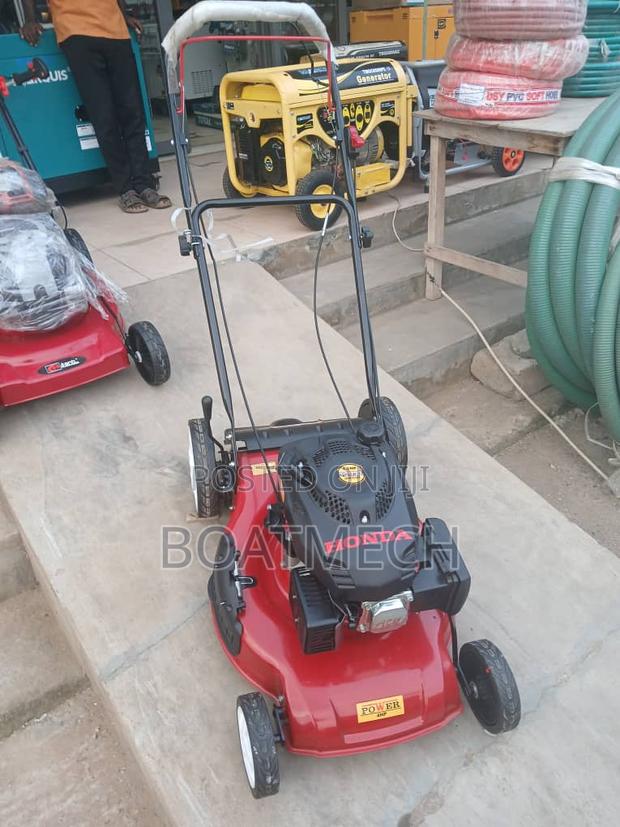 Honda Power Mower · Photo 3