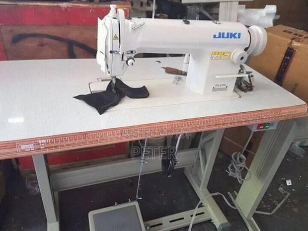 Juki Sewing Machine (Full Set). In Kumasi and Accra · Photo 7