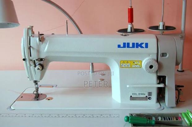 Juki Sewing Machine (Full Set). In Kumasi and Accra · Photo 4