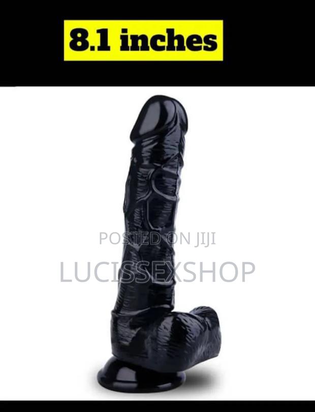 8 Inches Dildo · Photo 1