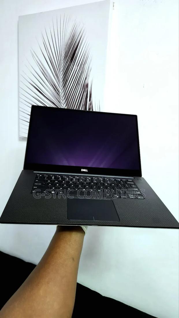 Laptop Dell XPS 15 32GB Intel Core i7 SSD 1T · Photo 3