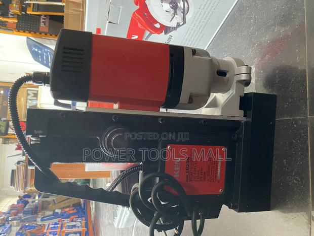 Findmc 1600w Magnetic Press · Photo 1
