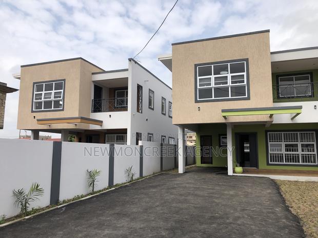 4bdrm Duplex in Lakeside Estates, Accra Metropolitan for sale · Photo 6