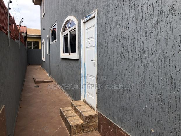 5bdrm Duplex in Lakeside Estates, Accra Metropolitan for sale · Photo 4