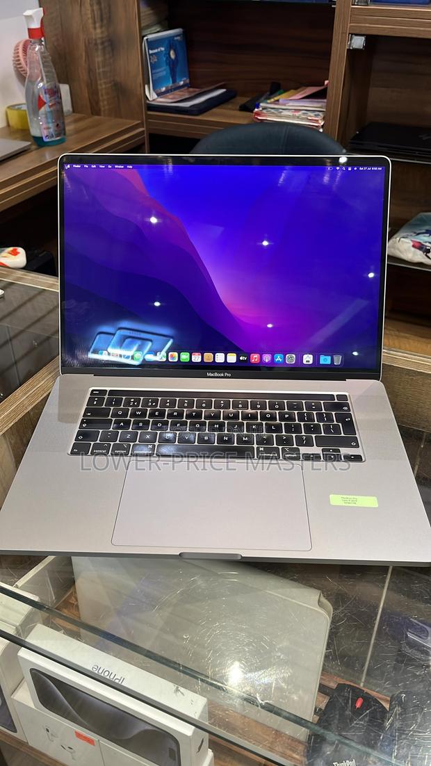 New Laptop Apple MacBook Pro 2019 32GB Intel Core I9 SSD 1T · Photo 1