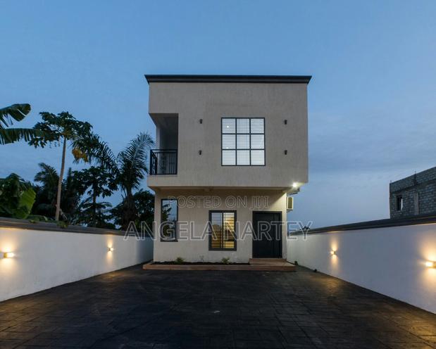 4bdrm House in Spintex for sale · Photo 7