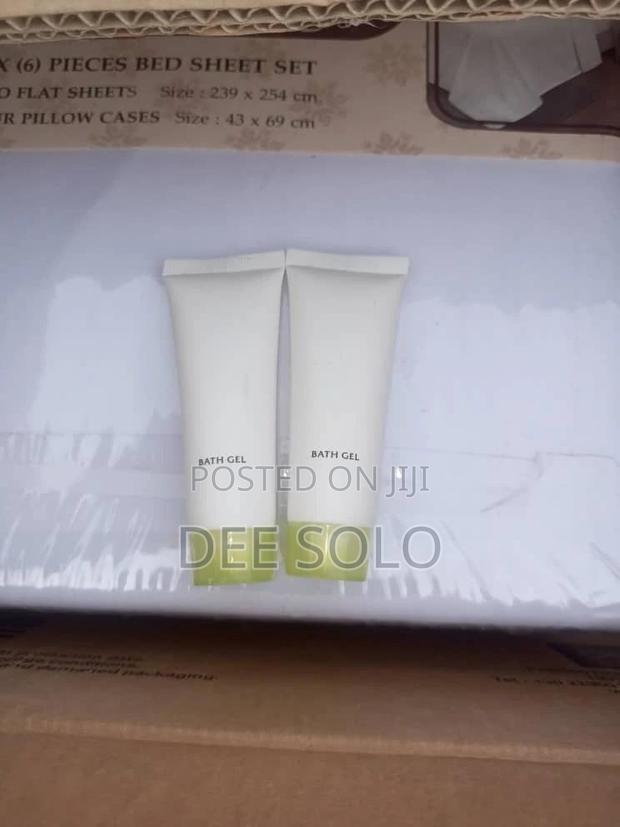 Shower Gel Hotel and Travellers Soap · Photo 2
