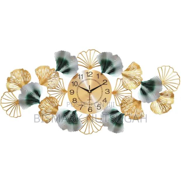 Wall Clock for Sale · Photo 1