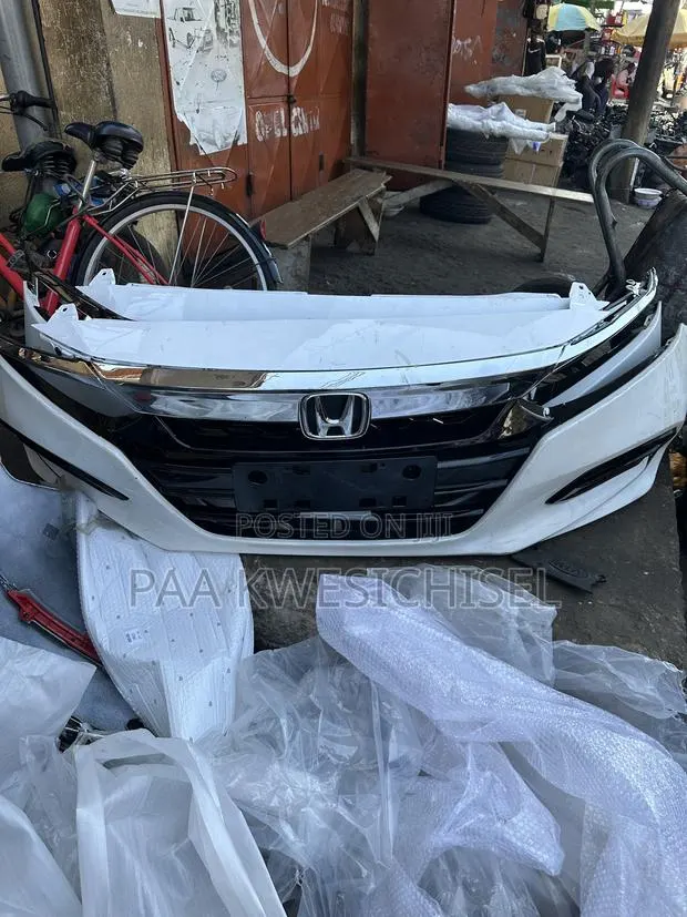 Honda Accord 2018 2019 2020 Front Bumper Complete · Photo 1