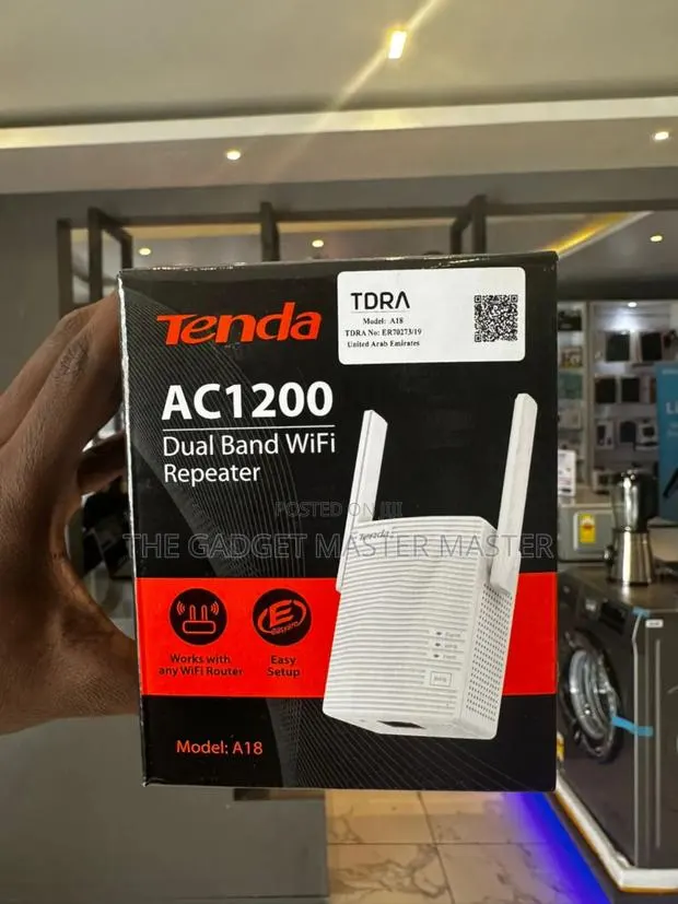 Tenda A18 Ac1200 Dual Band Wifi Repeater · Photo 1