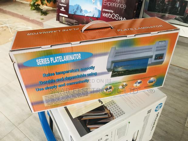 Efficiencies A3/A4 Laminating Machine Quick Warm-Up · Photo 1