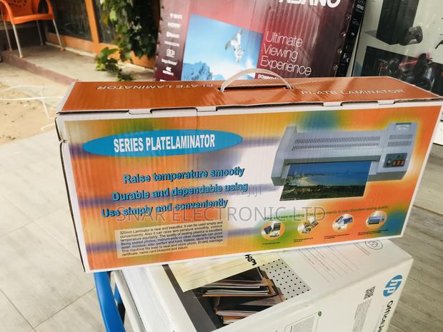 Clear A3/A4 Laminating Machine Quick Warm-Up · Photo 1