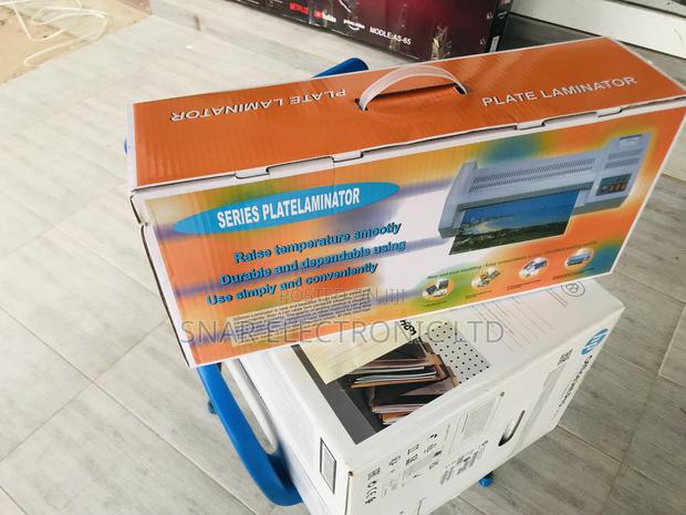 Clearly A3/A4 Laminating Machine Quick Warm-Up · Photo 1