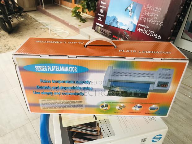 Clear View A3/A4 Laminating Machine Quick Warm-Up · Photo 2
