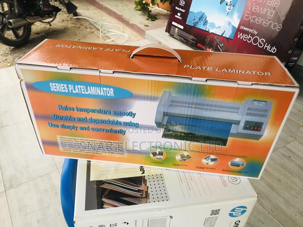 Clearly View A3/A4 Laminating Machine Quick Warm-Up · Photo 1