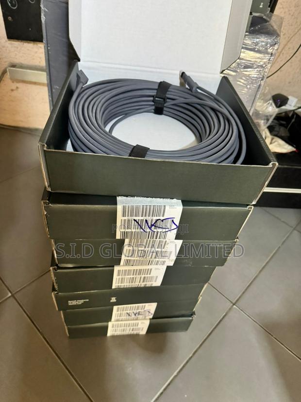 Standard Kit Starlink Replaceable Cable · Photo 1