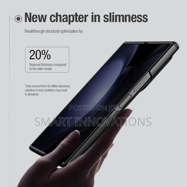 Galaxy Z Fold 6 Frosted Shield Protective Case · Photo 5