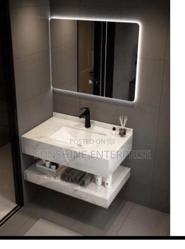 Stone Cabinet Basin · Photo 1