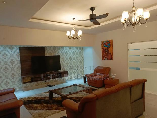 Furnished 3bdrm Apartment in Unique Key Agency, American House · Photo 2