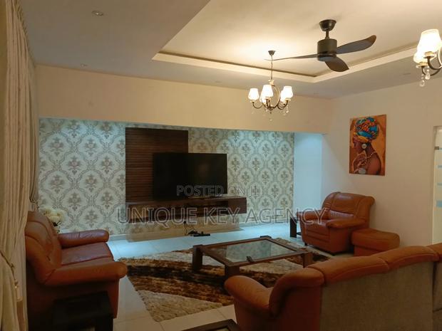 Furnished 3bdrm Apartment in Unique Key Agency, American House · Photo 8