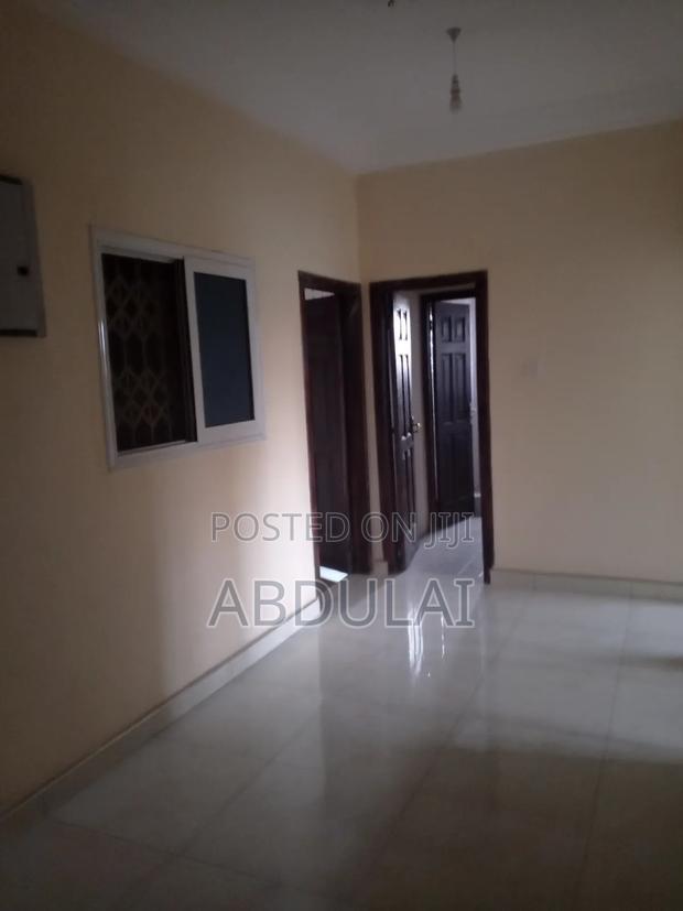 3 Bedroom Apartment · Photo 1