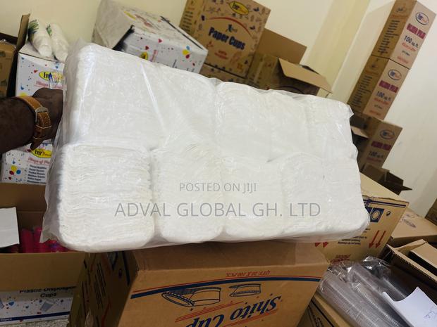 V- Fold Hand Paper Towels · Photo 4