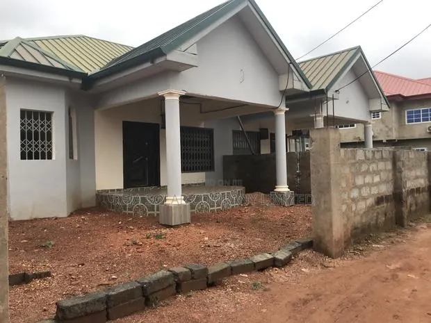 Furnished 2bdrm House in Reja Solar And, Appolonia City for rent · Photo 1