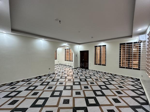 3bdrm Apartment in Nmai Dzorn for rent · Photo 5