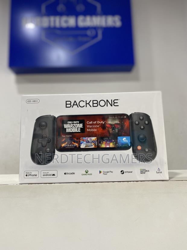 Backbone One - USB Type C, USB C Charge and Sync Cable · Photo 1