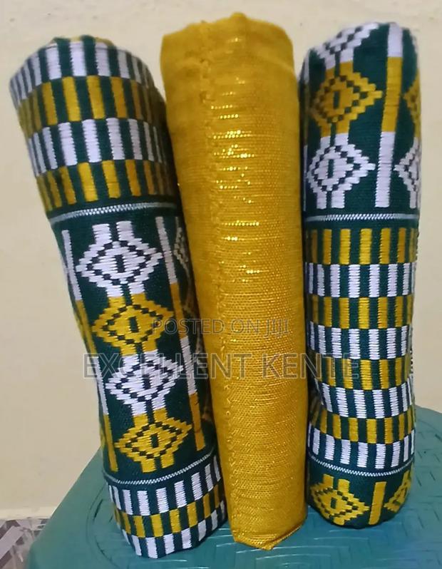 Quality Handwoven Kente · Photo 4