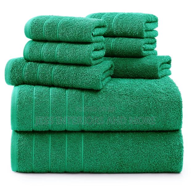 Casa Platino Green Bath Towel Set of 8 · Photo 1