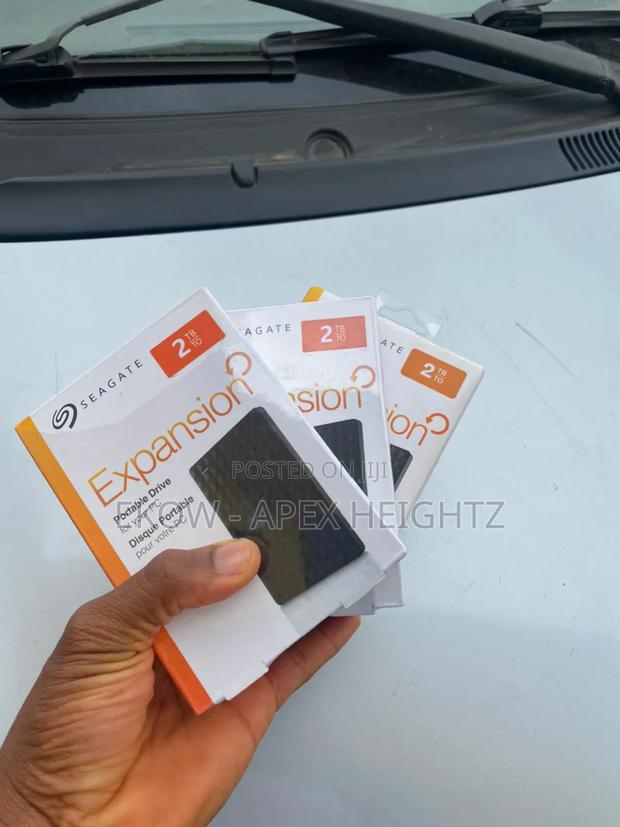 1tb / 2tb Seagate External Hard Drive / 1 and 2 Terabyte · Photo 4