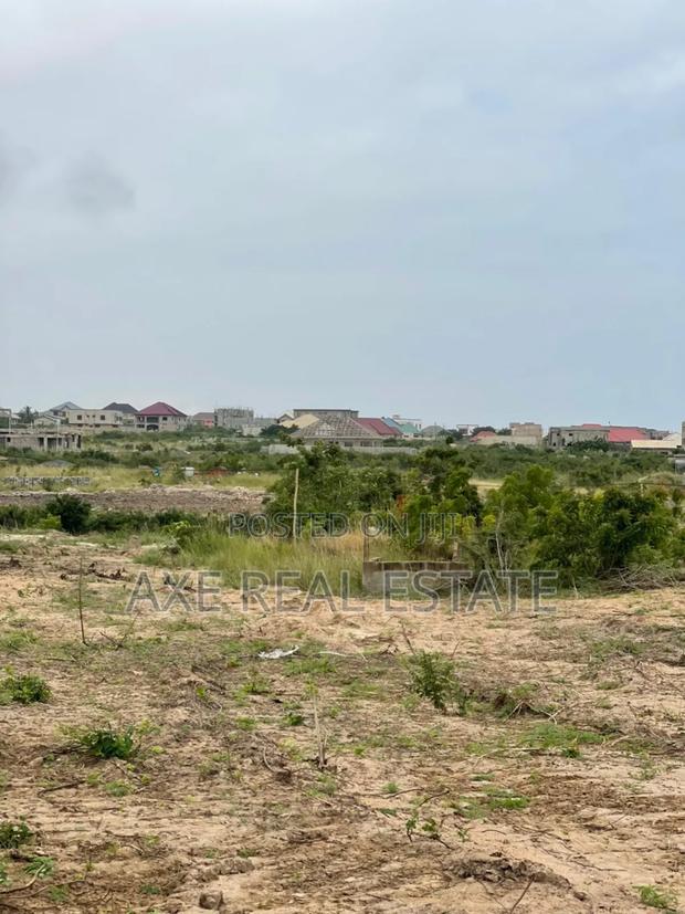 Genuine Indenture on Registered Land at Afienya - Shai Hills · Photo 2