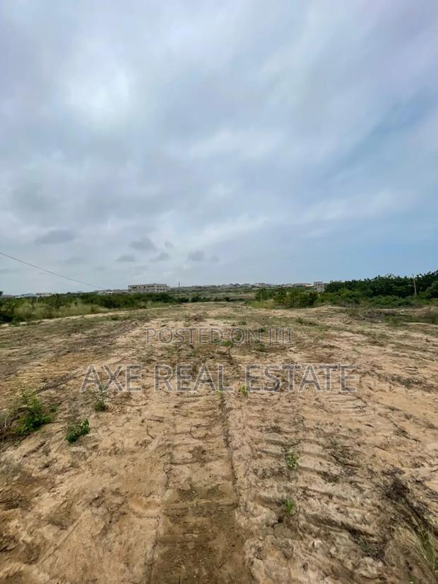 Genuine Indenture on Registered Land at Afienya - Shai Hills · Photo 3